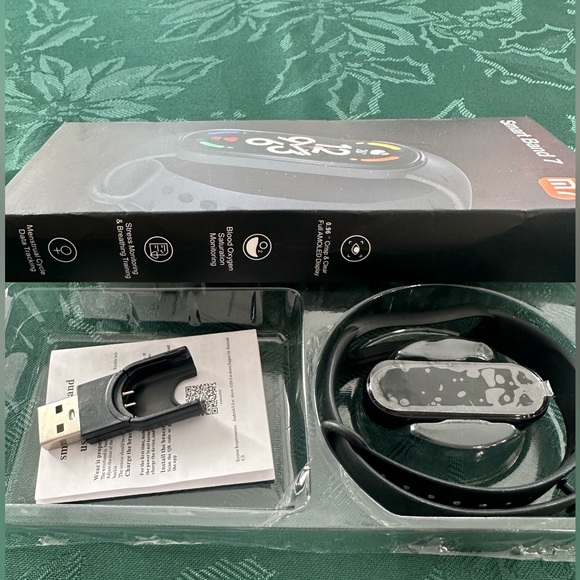 Smart Band 7 Black Multifunction Fitness Tracker Blood Oxygen  Bluetooth - Picture 2 of 16